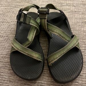 Gently Used Chacos